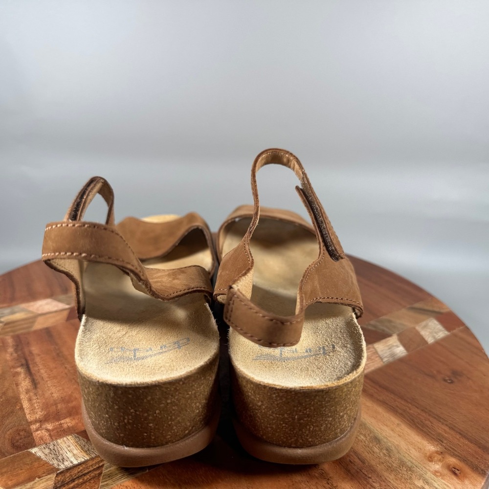 Dansko Danae Tan Nubuck Leather Wedge Sandals EU 39 US 8.5-9 Hook Loop Strap - Picture 4 of 6